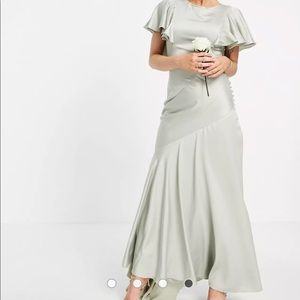 Bridesmaids dress in sage green. Never worn. Ordered from ASOS. Size 8
